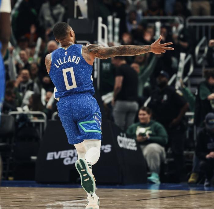 开云体育最新网址-字母哥新星夺冠表现突出,巴塞罗那前途光明!-开云体育最新网址